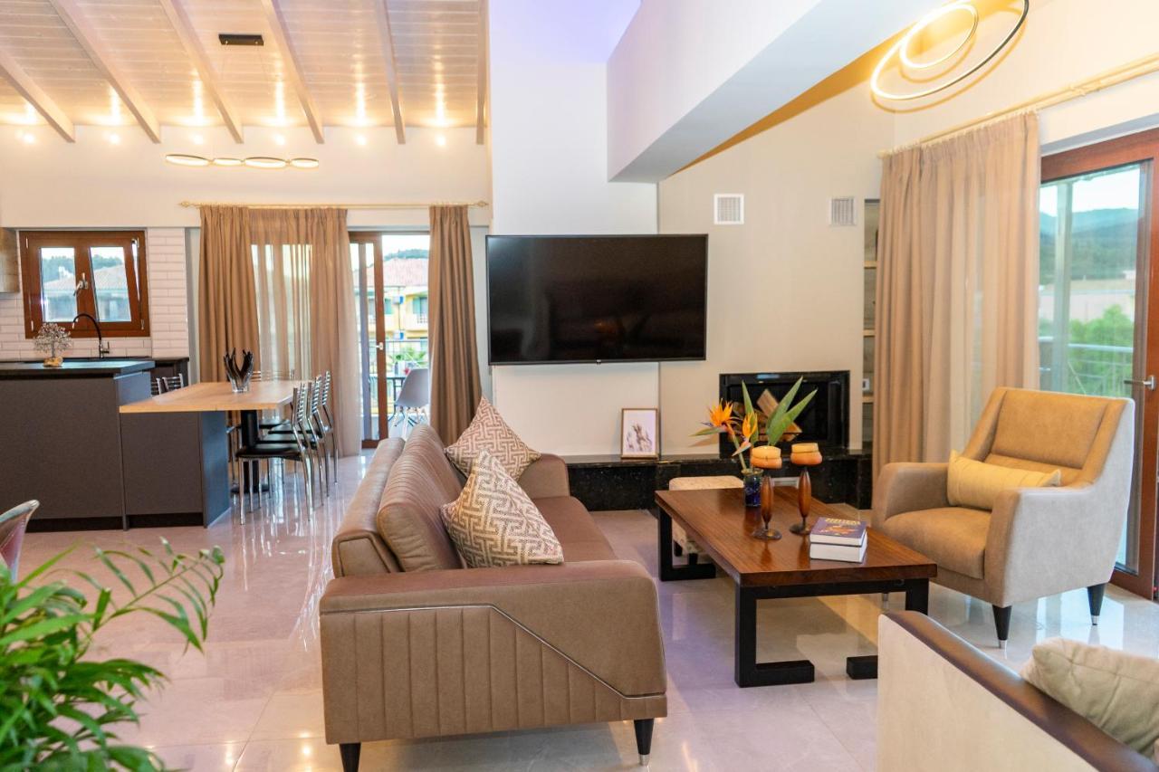 נידרי Emily Apartments מראה חיצוני תמונה