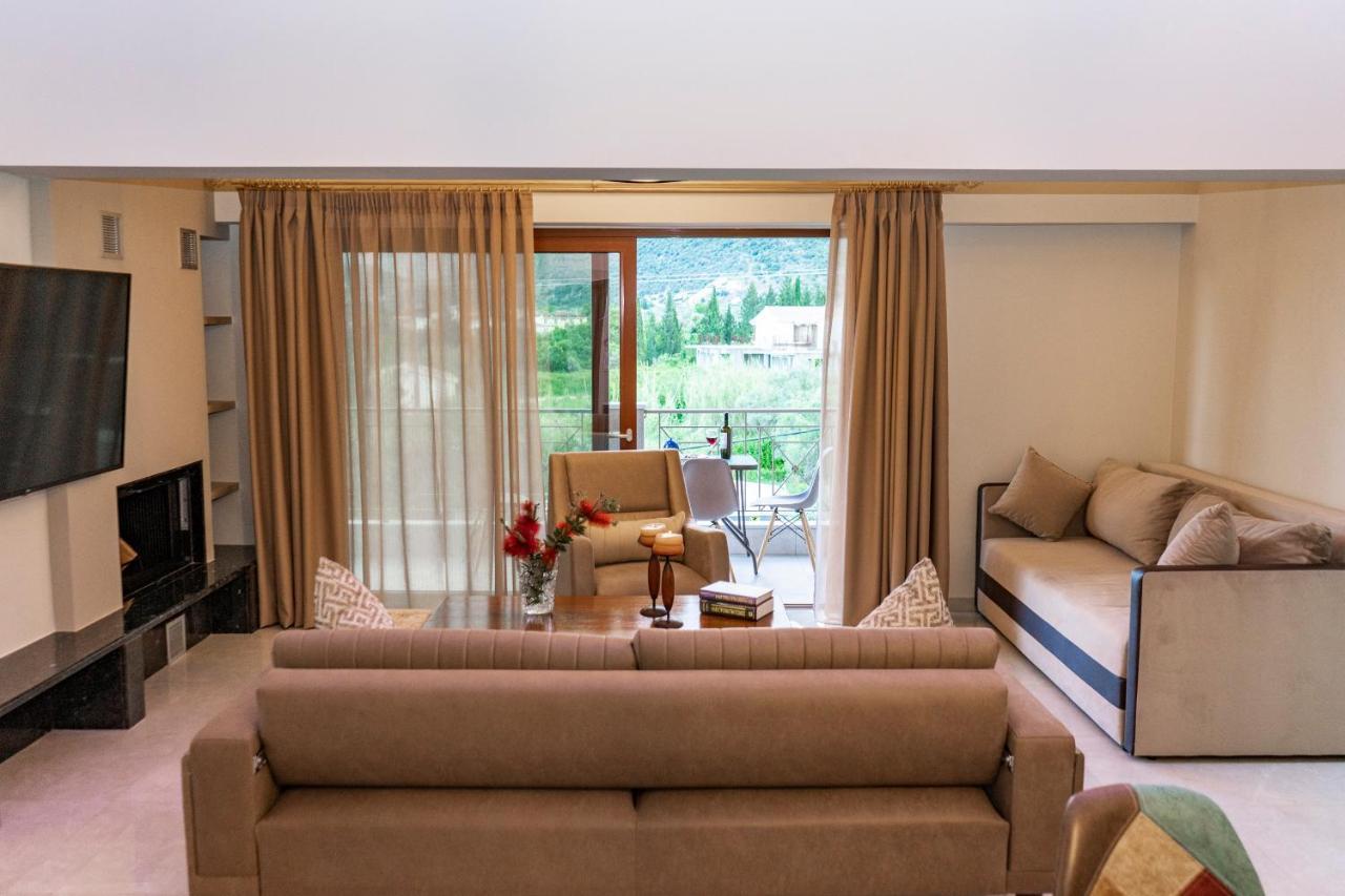 נידרי Emily Apartments מראה חיצוני תמונה