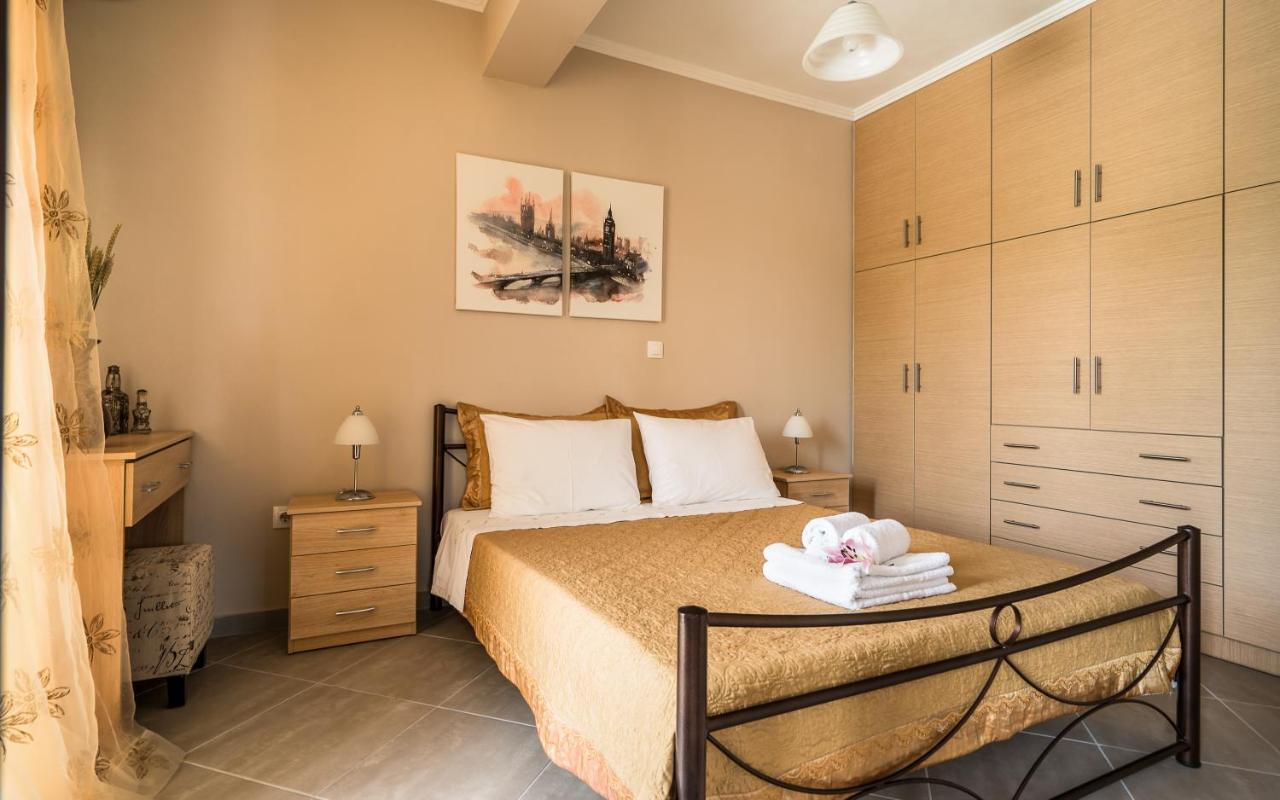 נידרי Emily Apartments מראה חיצוני תמונה