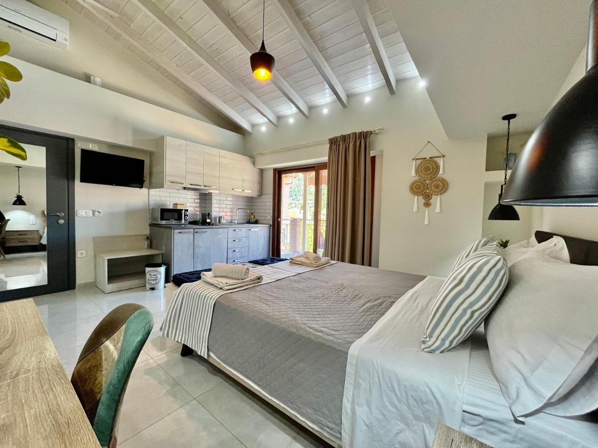נידרי Emily Apartments מראה חיצוני תמונה