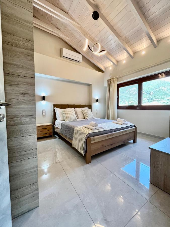 נידרי Emily Apartments מראה חיצוני תמונה